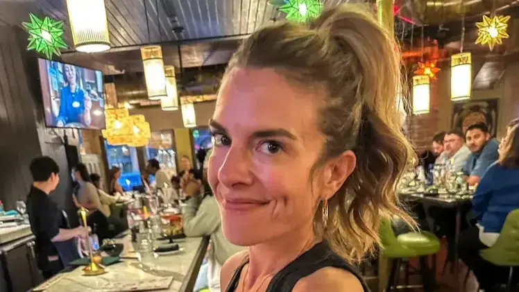Mulher que teve relações com o parceiro todos os dias durante um ano compartilha tudo o que mudou